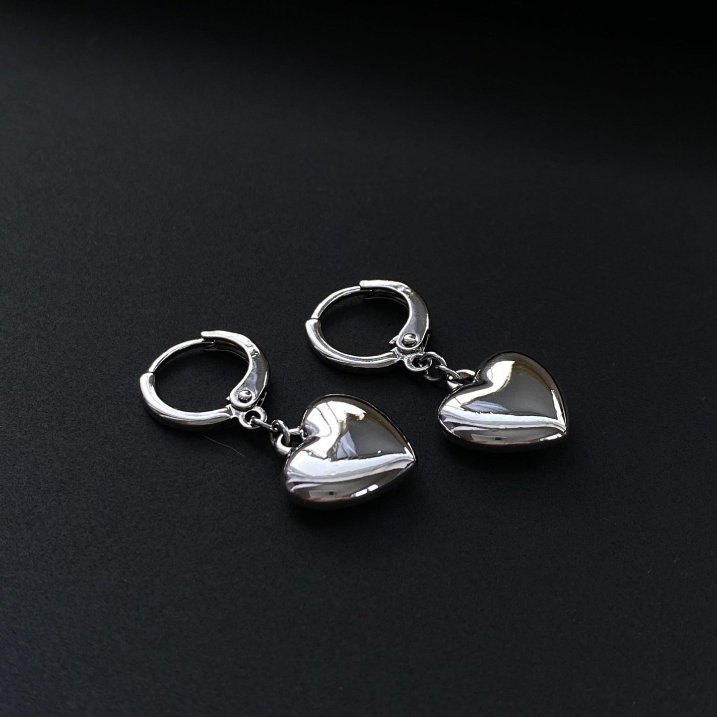 Silver-plated dangling earrings with hearts - 18k - gold-plated - jewelry
