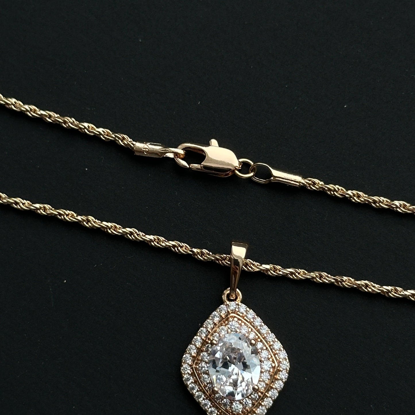 Gold-plated necklace with luxury zirconia pendant - 18k - gold-plated - jewelry