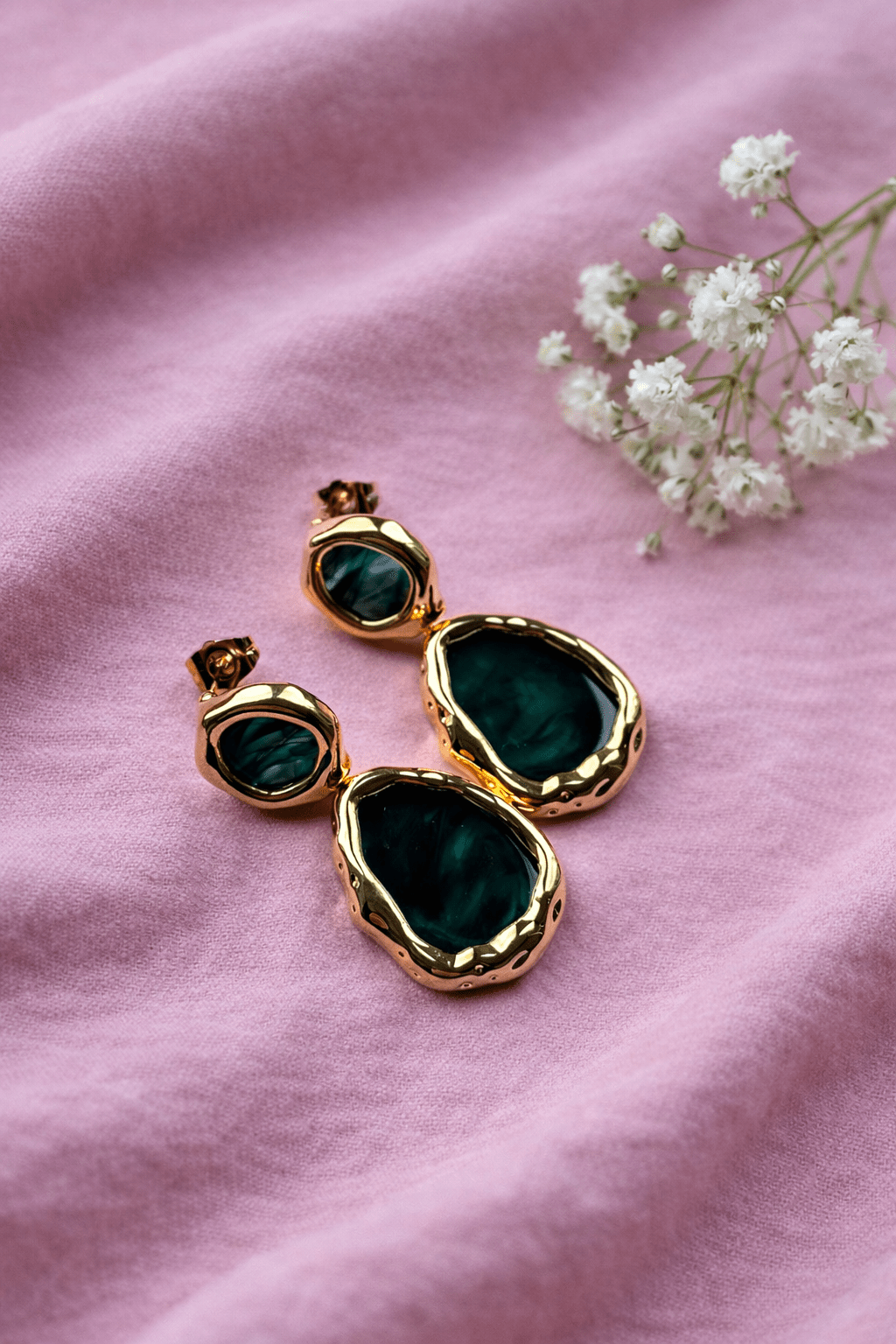 Gold-plated stud earrings with green marble accent - 18k - gold-plated - jewelry