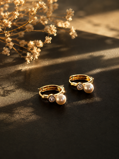 Gold-plated earrings with a pearl