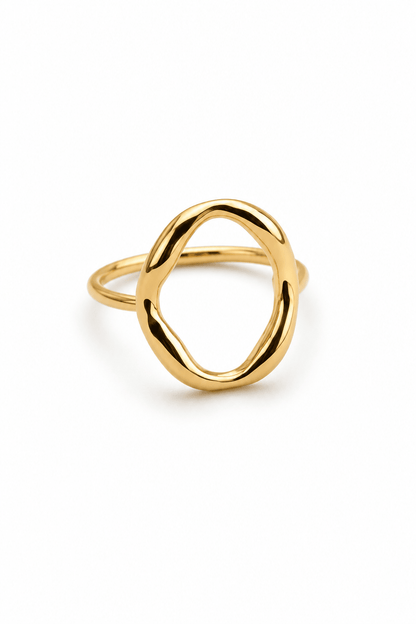 Annika - 18k gold-plated ring with an oval silhouette gold-plated jewelry for women