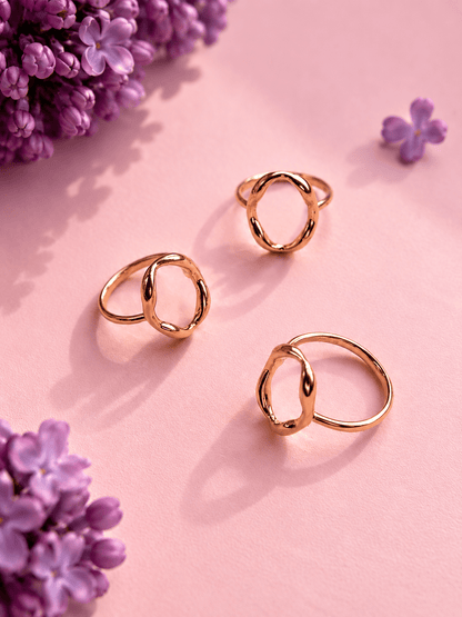 Annika - 18k gold-plated ring with an oval silhouette gold-plated jewelry for women