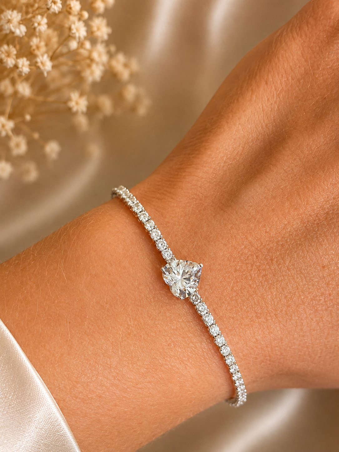 Silver-plated bracelet with heart-shaped crystal lifestyle photo