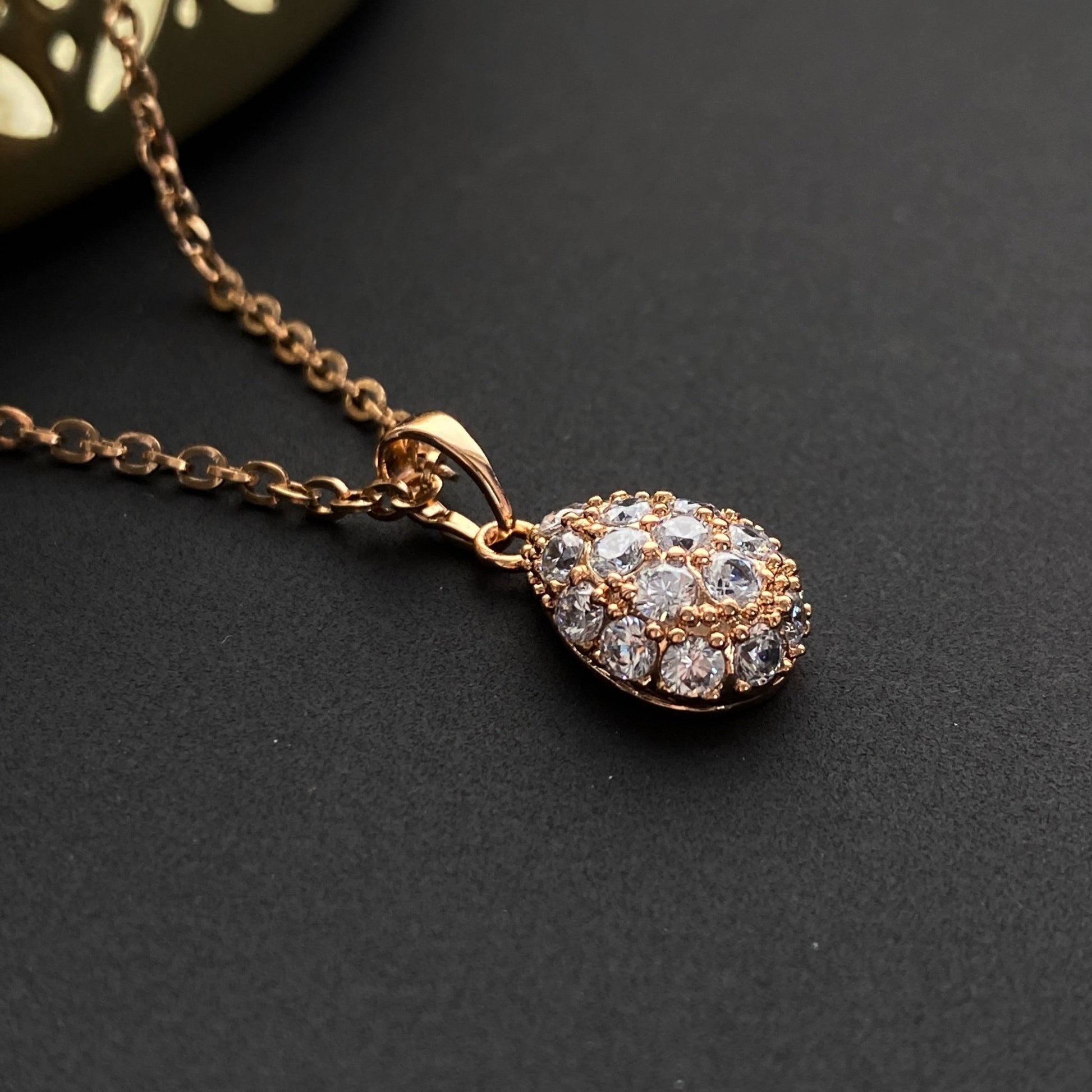 Gold-plated necklace with drop pendant and zircons - 18k - gold-plated - jewelry