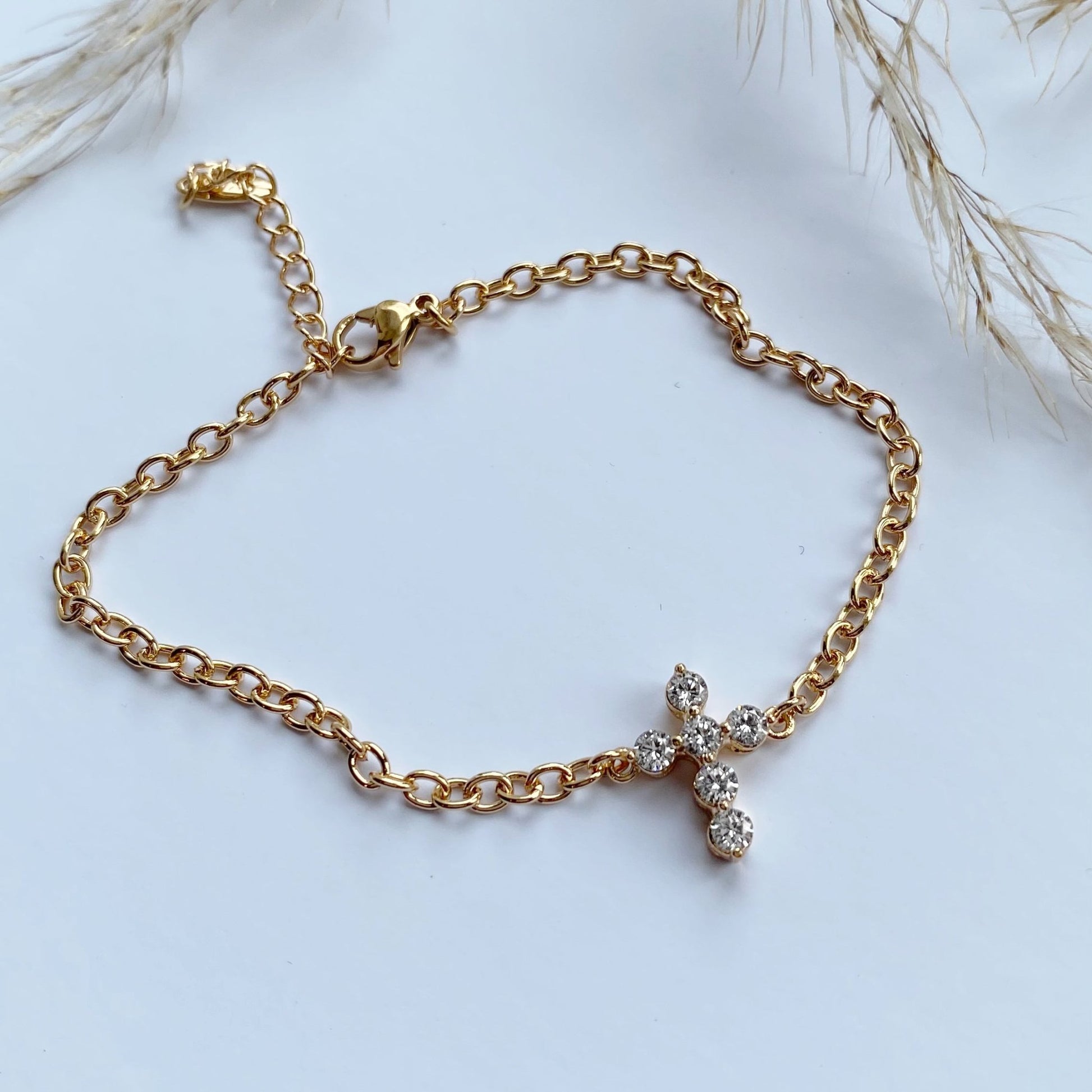 Gold-plated bracelet with a cross - ,