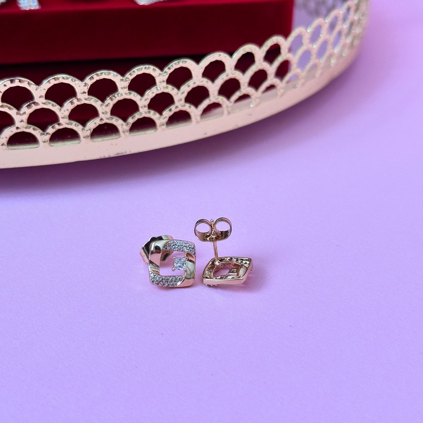 Gold-plated stud earrings with square design and zircons - 18k - gold-plated - jewelry