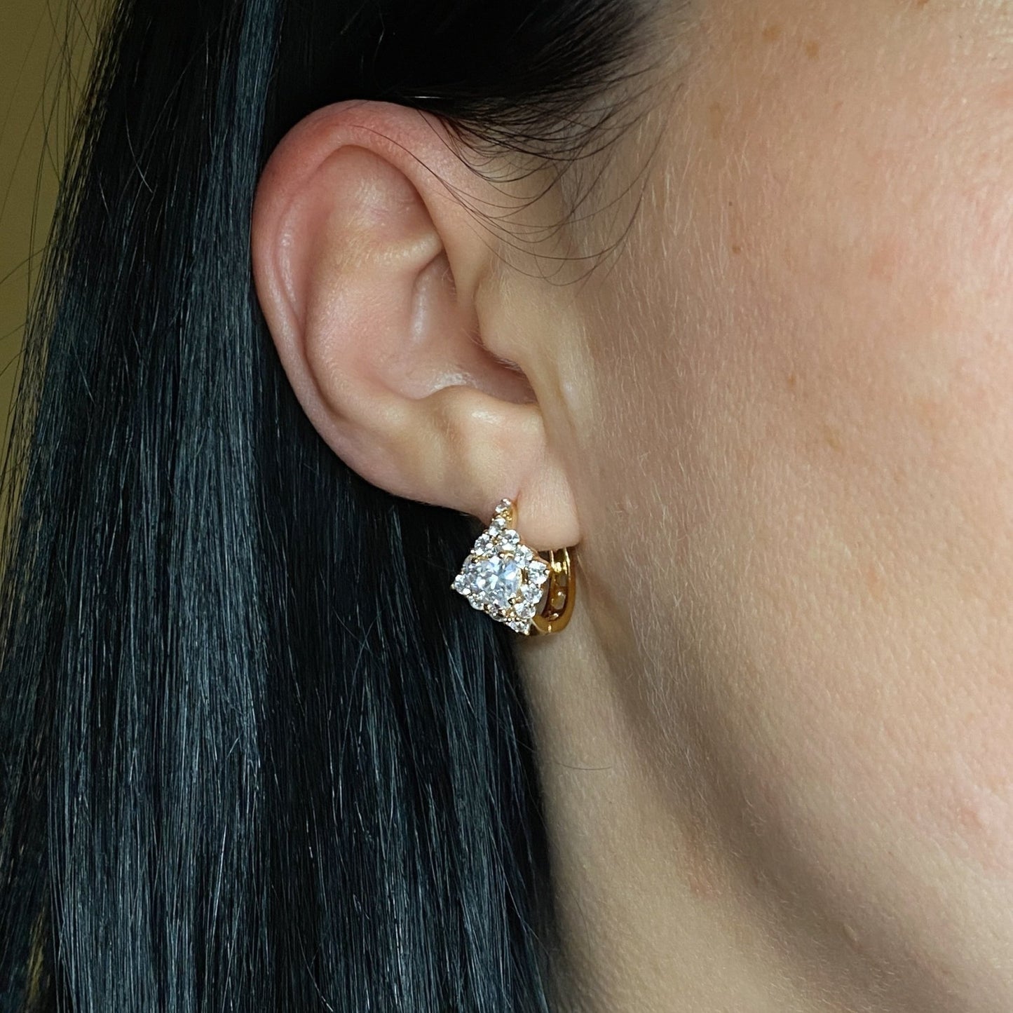 Gold-plated hoop earrings with zircons - 18k - gold-plated - jewelry