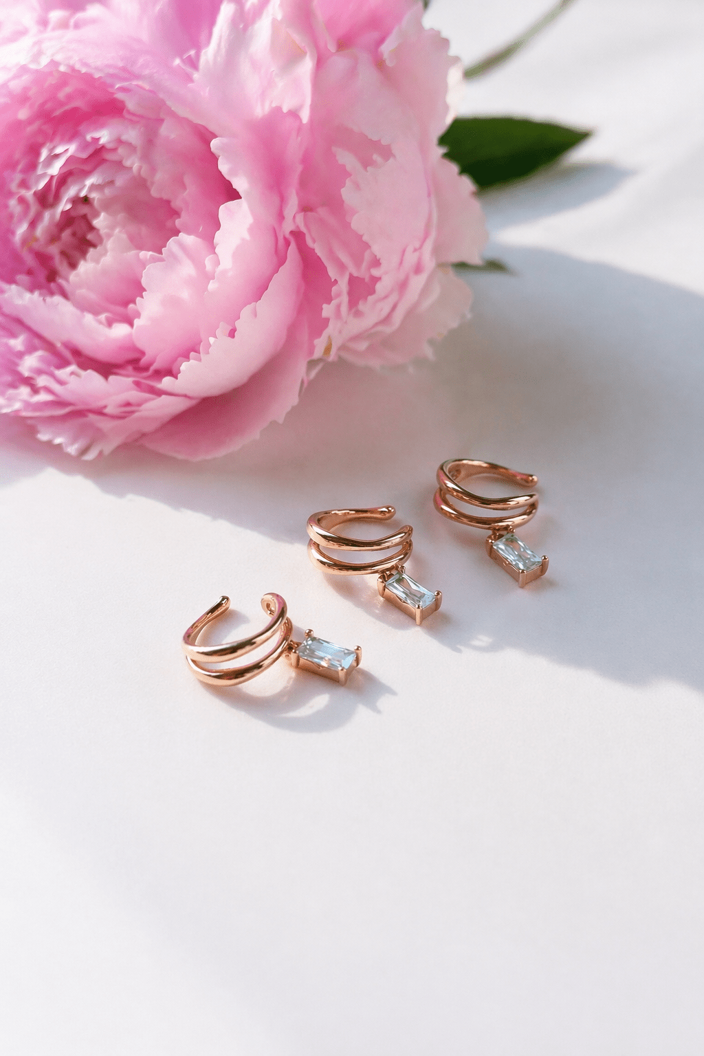 Gold-plated ear cuff and zirconia - 18k - gold-plated - jewelry