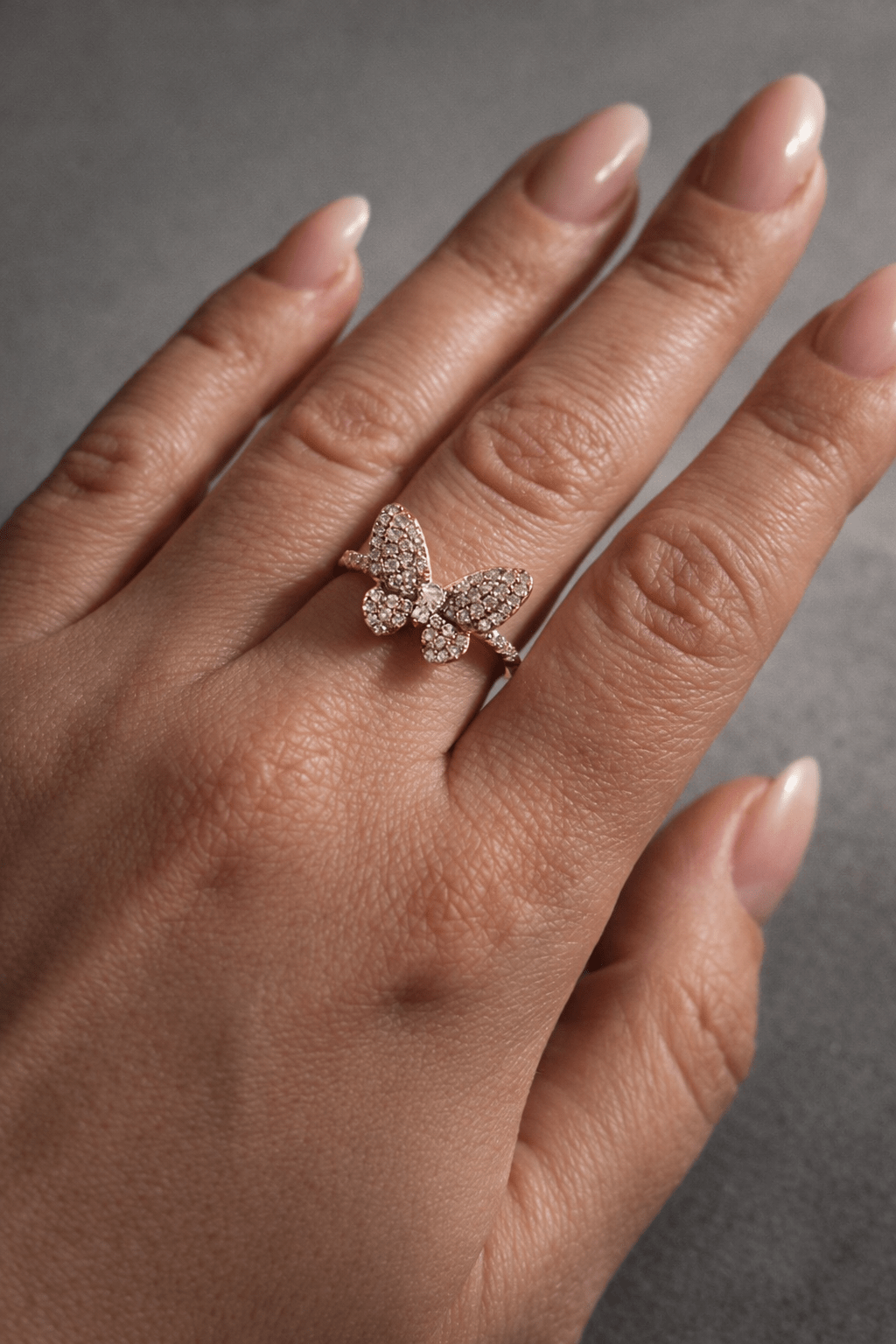 Gold-plated ring with a butterfly and zircons - 18k - gold-plated - jewelry