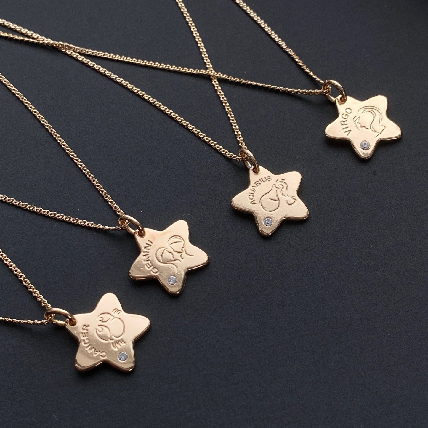 Double sided horoscope necklace with zirconia - 18k - gold plated - jewelry