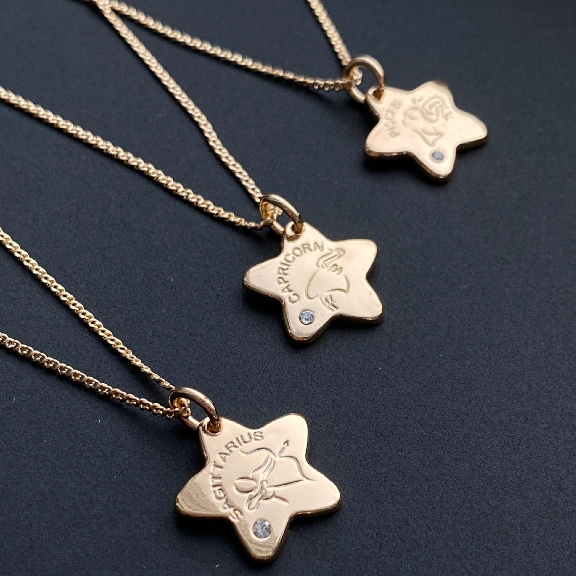 Double sided horoscope necklace with zirconia - 18k - gold plated - jewelry