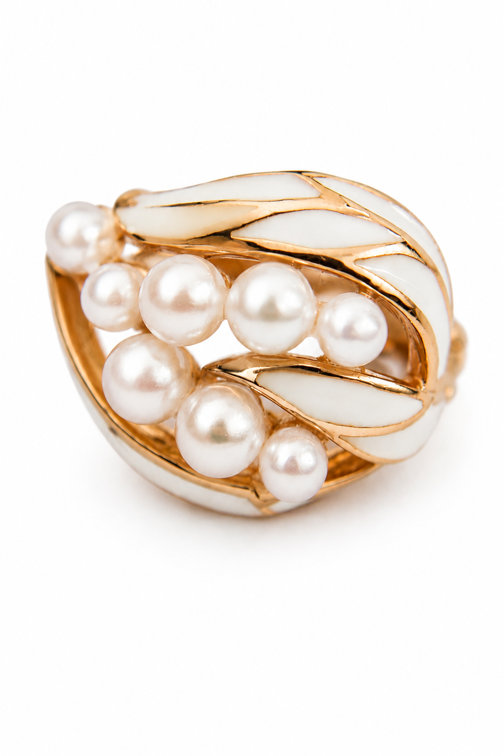Close-up of gold-plated Elora pearl earrings