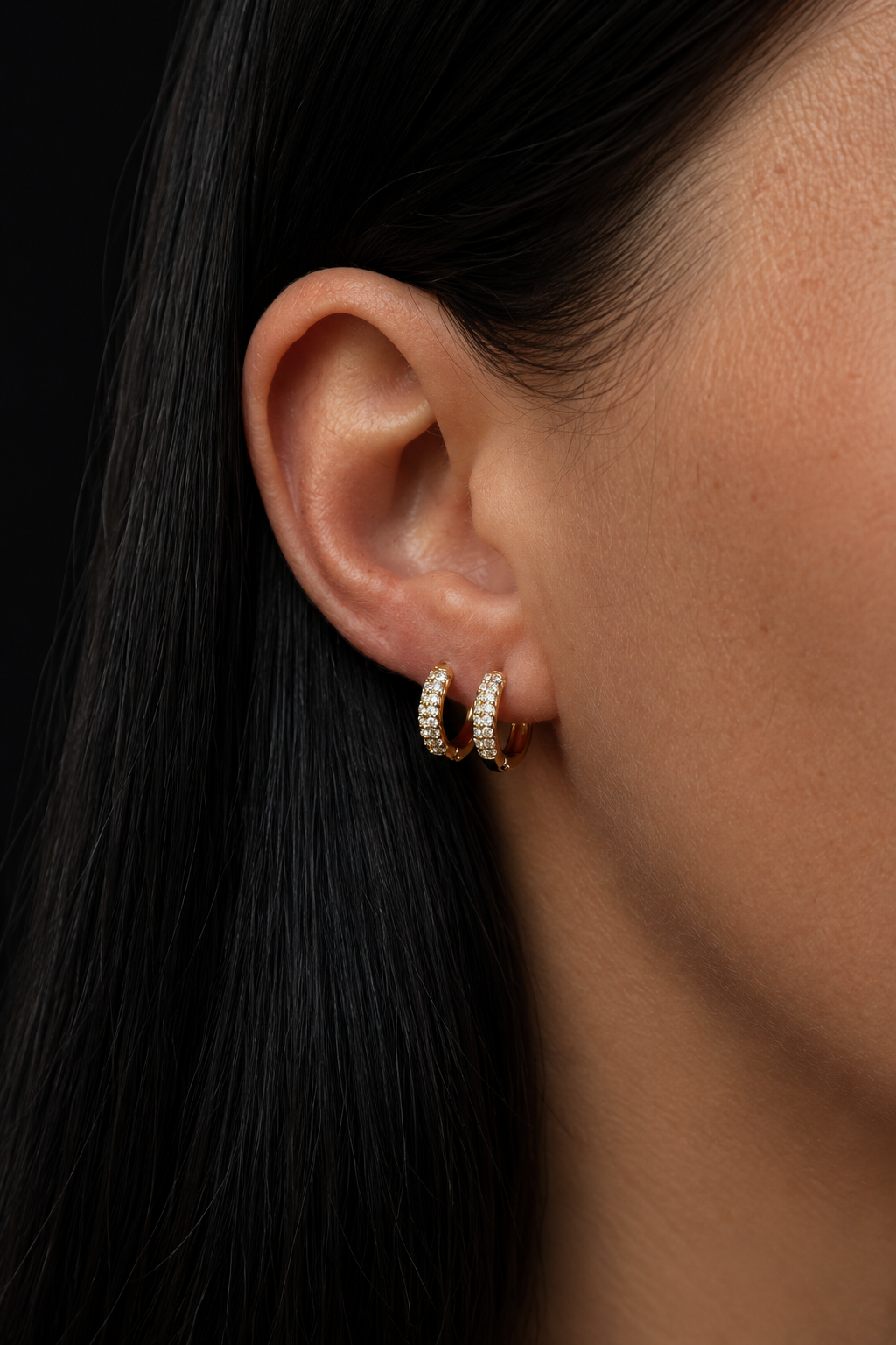 Eva 18k gold-plated hoop earrings with zircons in the adjacent ear holes