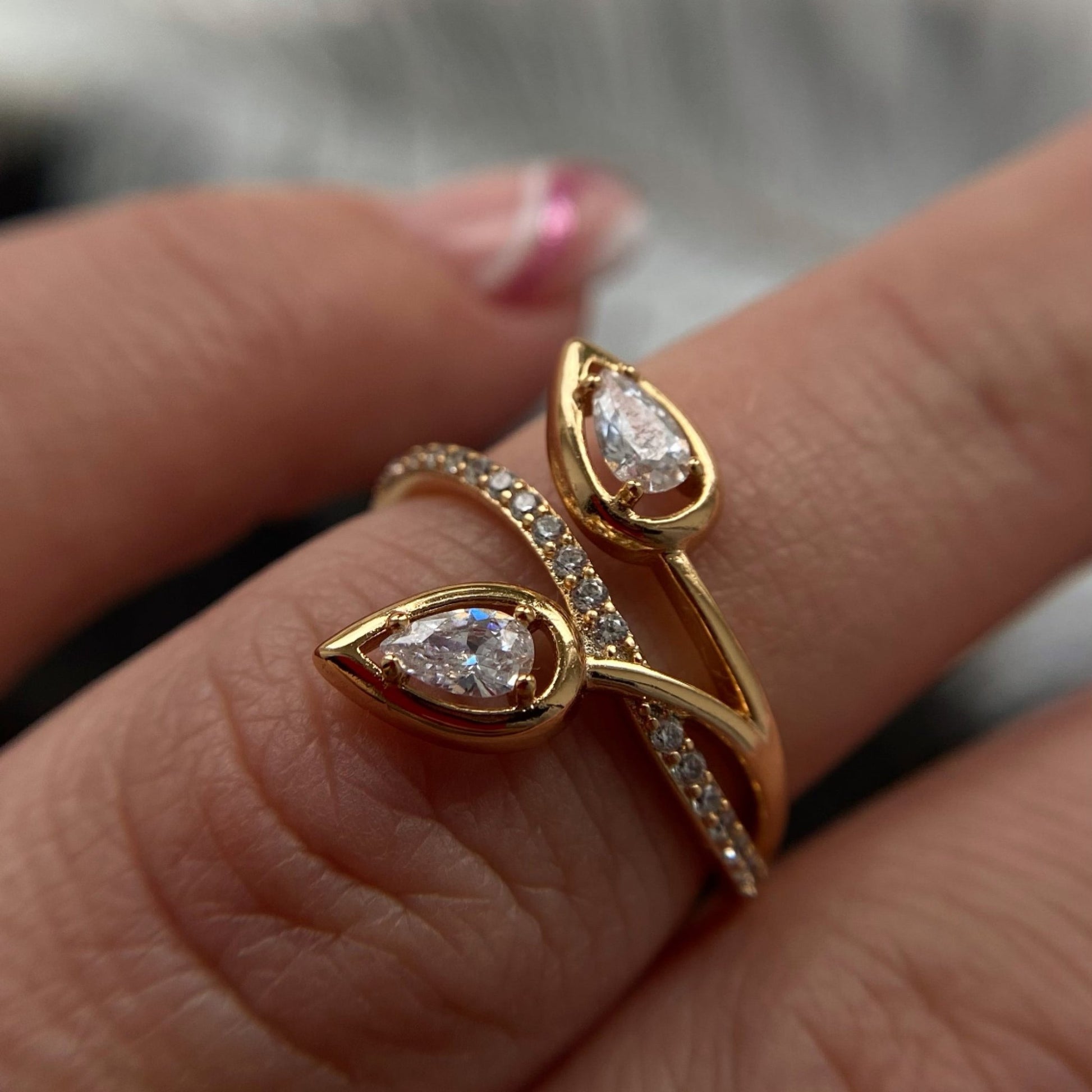 GOLD PLATED RING WITH FLOWERS Gold Plated rings mens rings