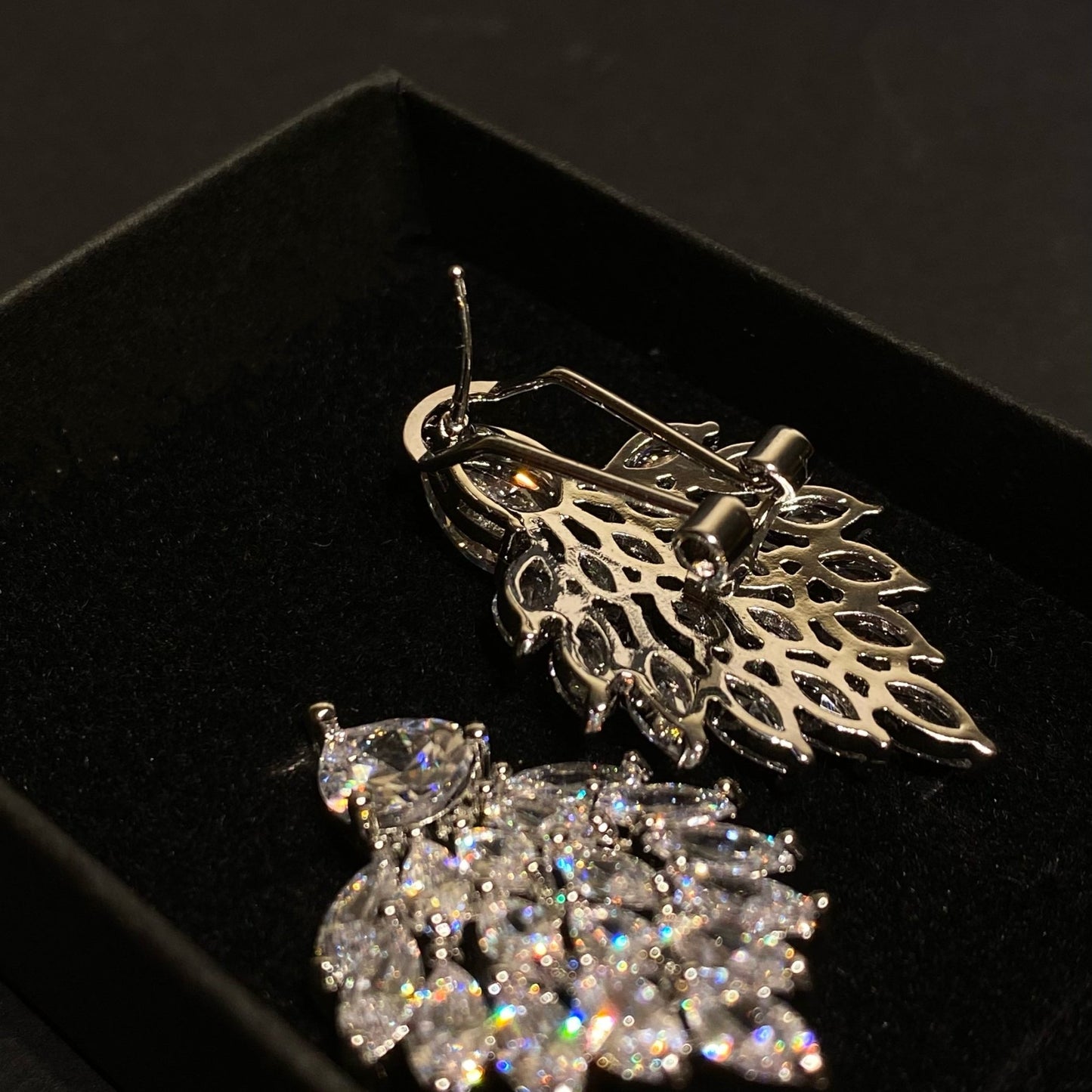 LUX Silver-plated earrings with crystals
