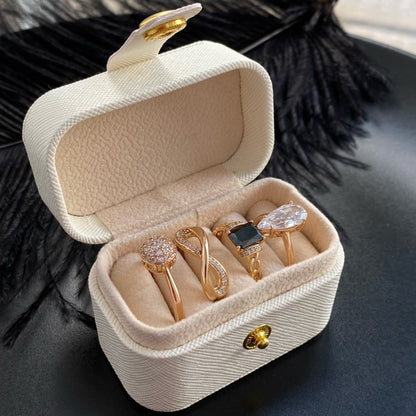 MINI JEWELRY BOX FOR RINGS