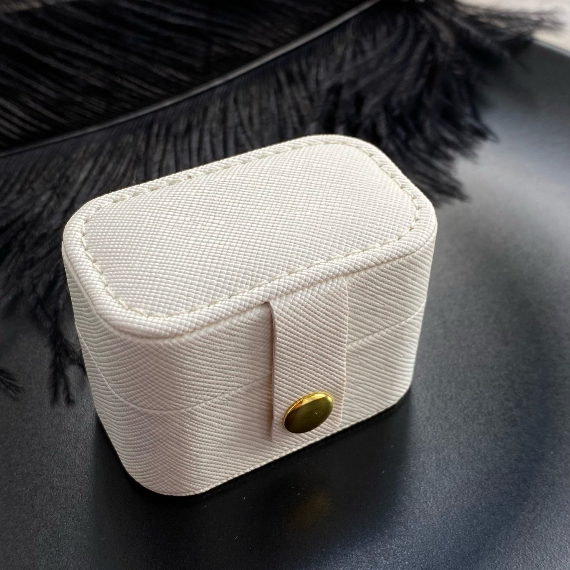 MINI JEWELRY BOX FOR RINGS