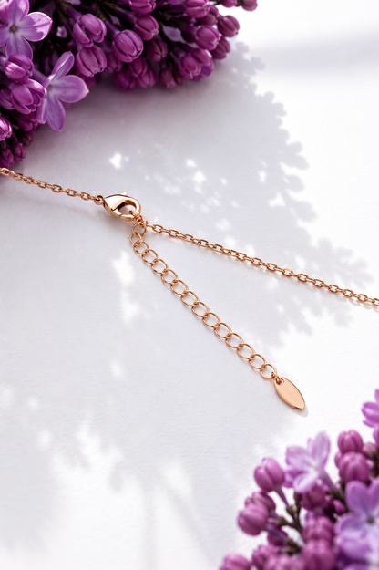 Amora – 18k gold-plated necklace with a heart pendant