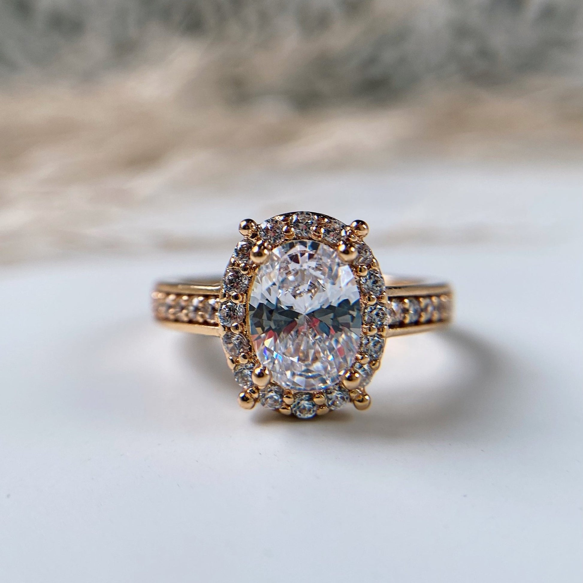 Oval zirconia gold-plated ring