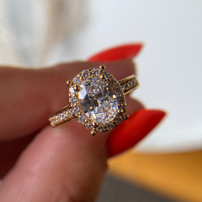 Oval zirconia gold-plated ring