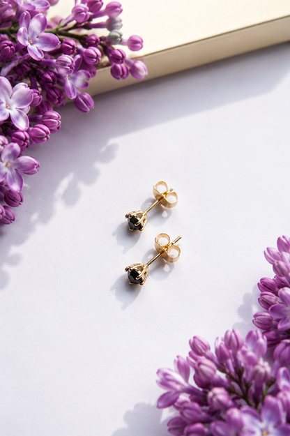 Elsa – 18k gold-plated stud earrings with black zirconia