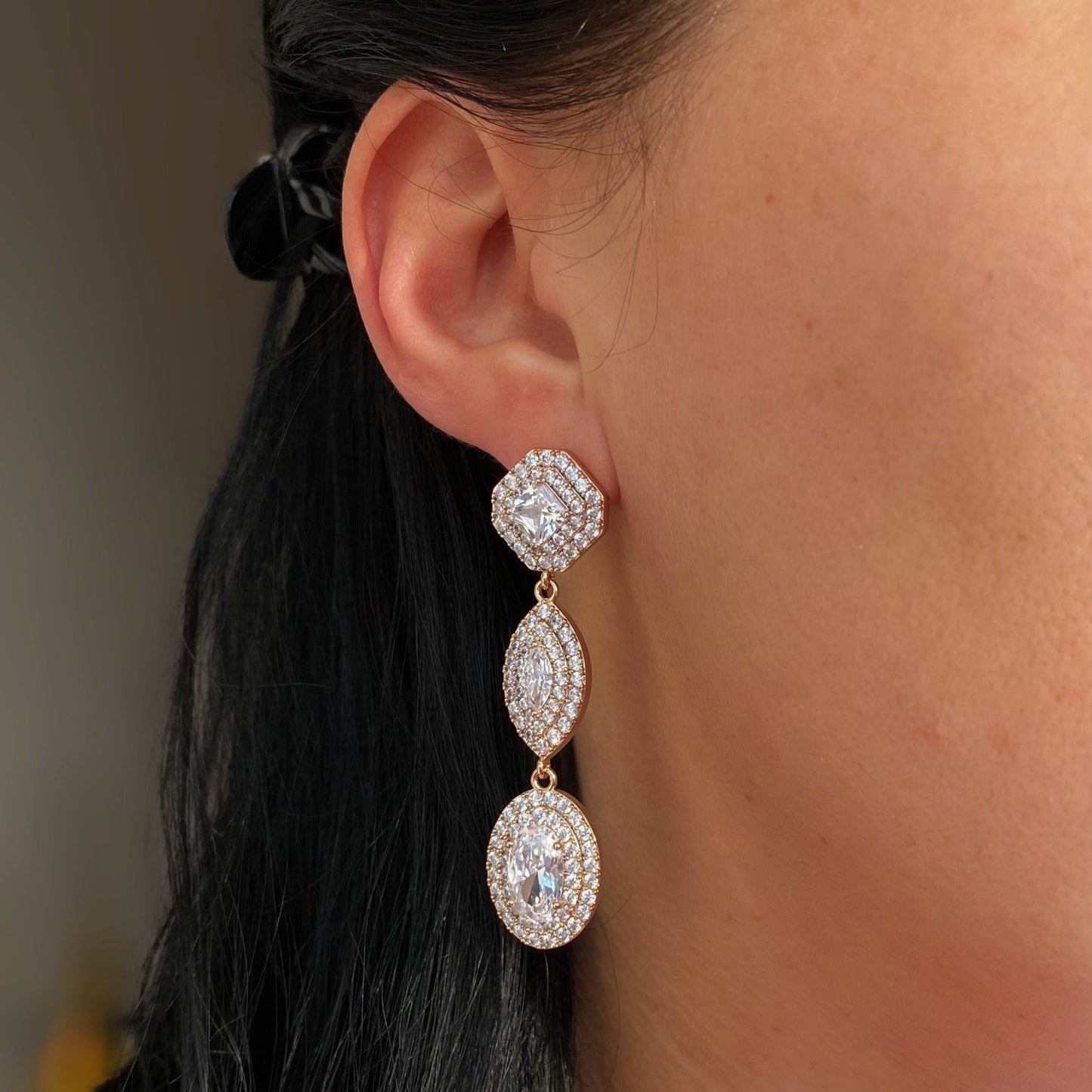  - Triple Glow – Luxurious earrings with triple glow - 2