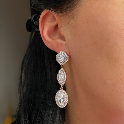  - Triple Glow – Luxurious earrings with triple glow - 2