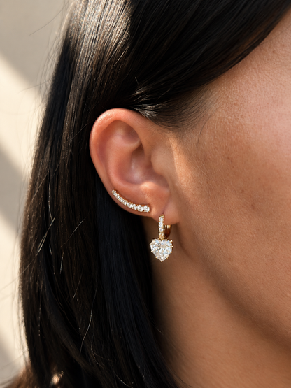 Aurora – 18k gold-plated earrings along the edge of the ear with zircons